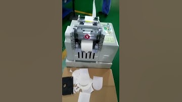Velcro tape cutting machine