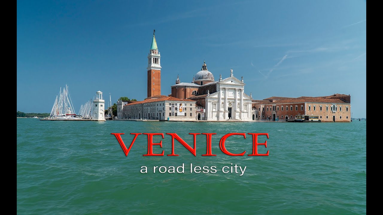 VENICE | A road less city | ITALY