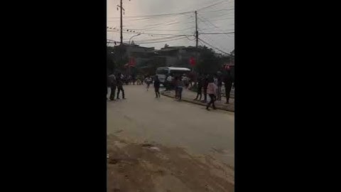 Hắc Toàn Phong- gái xinh chạy theo xe 2km tiễn người yêu lên đường nhập ngũ,