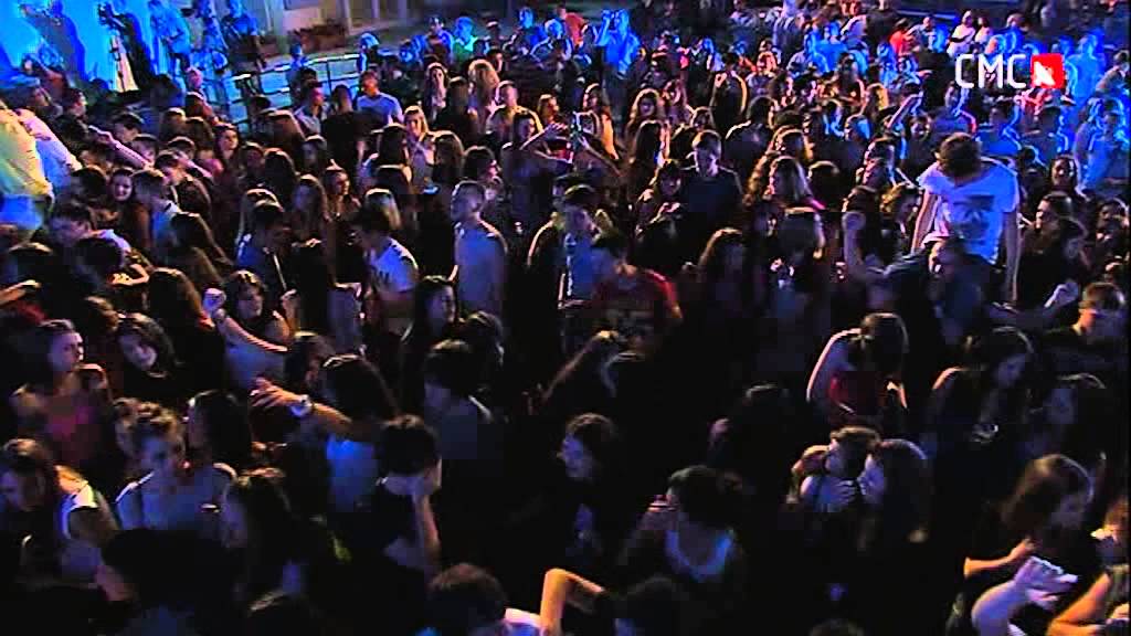 Mladen Grdović & Grupa ROMANTIC - EVO MENE MOJI LJUDI - CMC Festival 2012 - LIVE