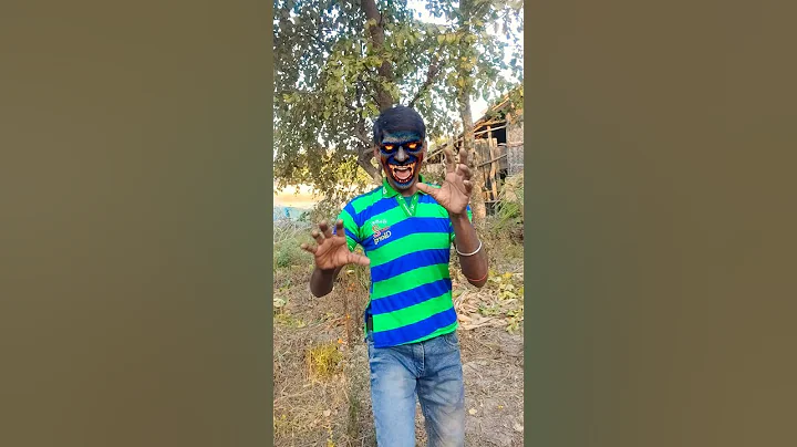 Introducing the "VitaWear SmartBand," a next-generation wearable gadget #g9