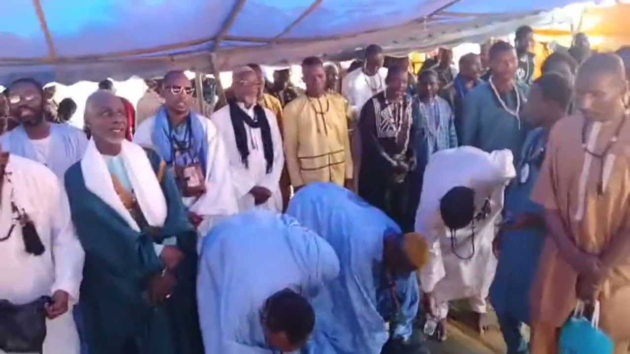 Temps fort 1:59:21 - 2:04:21 de LES ENFANTS DE CHEÏKANA AHAMADA HAMAHOULA  TV est en direct !