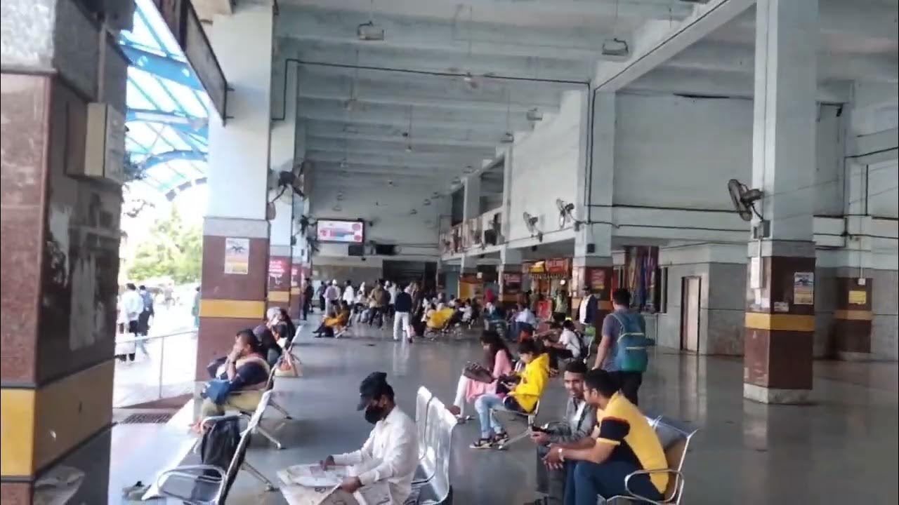 Karad bus Stand platforms to kolhapur, Ratnagiri and chiplune YouTube