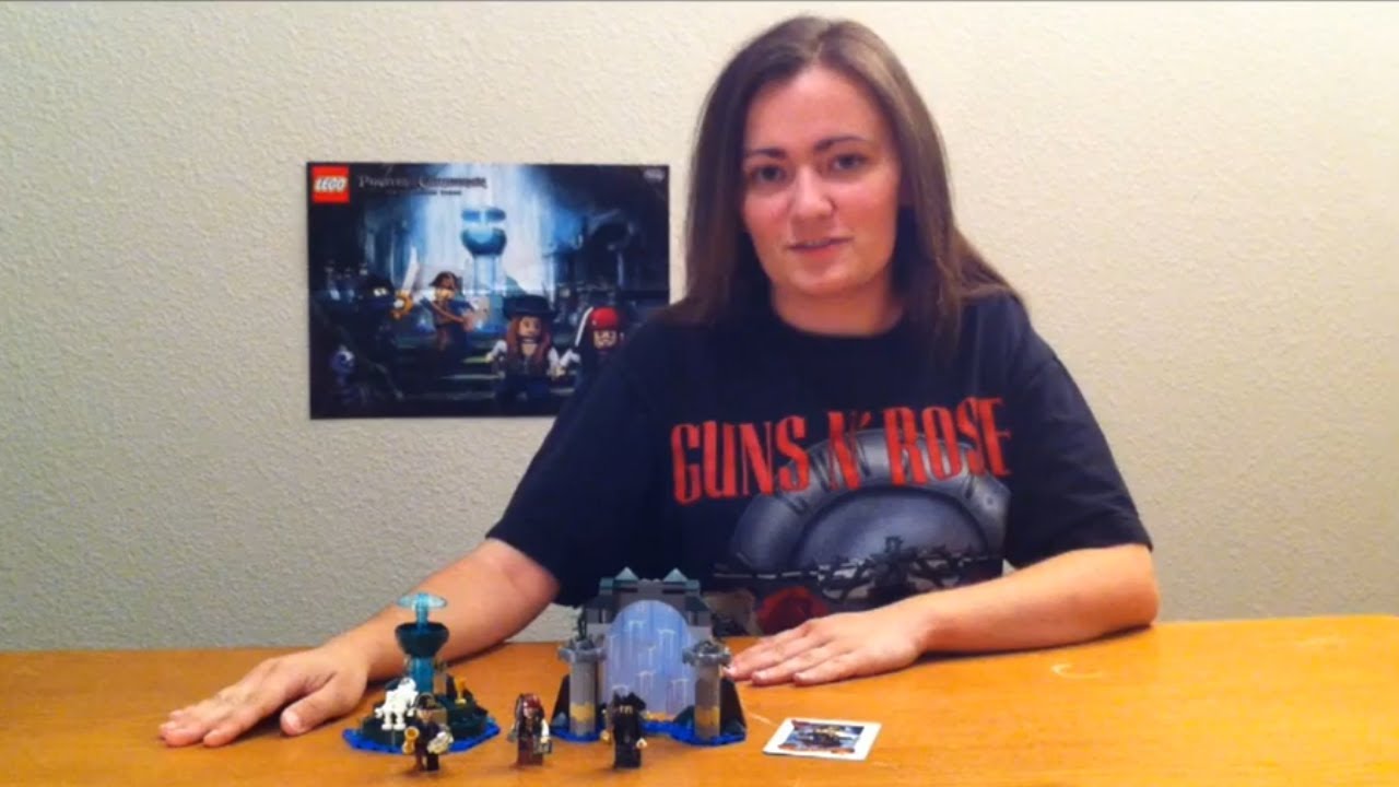 LEGO of the 4192 Fountain Youth Review - BrickQueen - YouTube