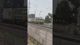 WAG-9 LOCOMOTIVE BOXN COUCHES Freight Train Arrival Ringus Junction