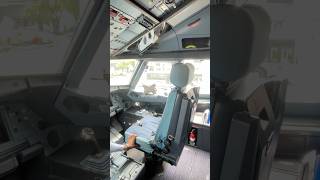 Pilot’s seat adjustment check #pilotseat #cockpit #aviation