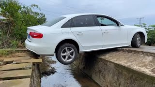 One Way Car Meeting Escape Skills 😱 | Professional Only