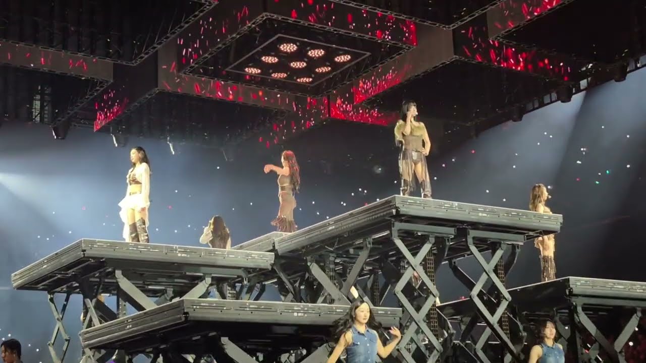 Twice Hamilton 260306 Cry For Me, Hell in Heaven & Right Hand Girl