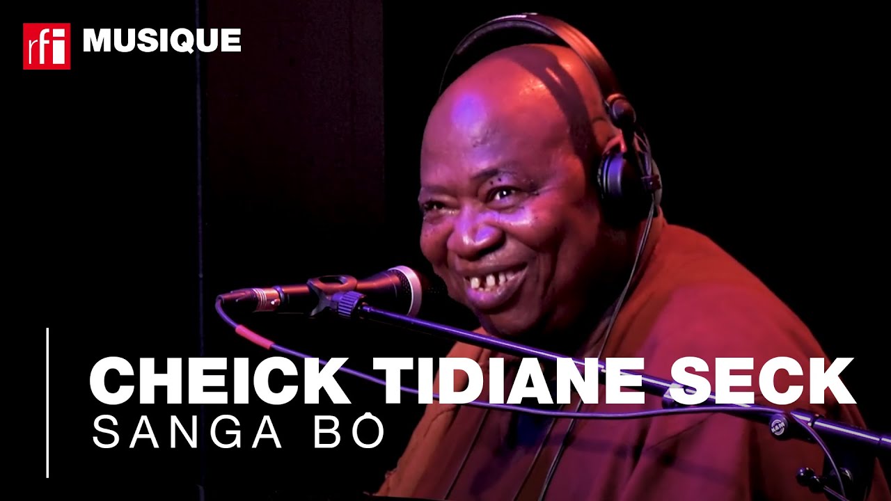 Cheick Tidiane Seck interprète "Sanga Bô" dans la Session Live