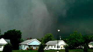 Joplin, MO EF5 Tornado May 22nd, 2011 Video Compilation
