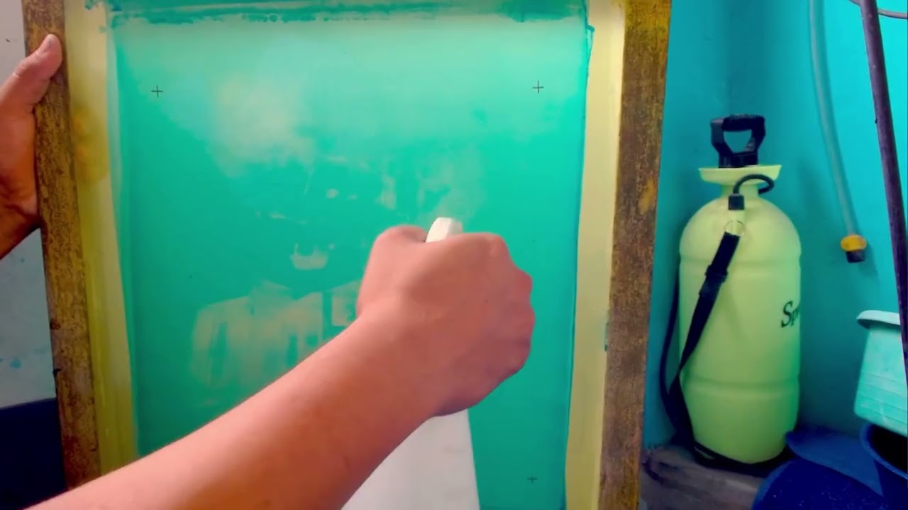 Lección 27. SERIGRAFIA PROFESIONAL DESDE CERO I  Proceso de Revelado Cuatricomía