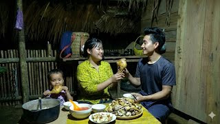 Makanan yang penuh sukacita - Tieu Dinh memasak sambil menunggu Cuong selesai bekerja.