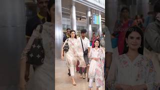 #exclusive #krithishetty #floral #kurtaset #comment #link #❤️#trending #fashion #viral #latestlooks