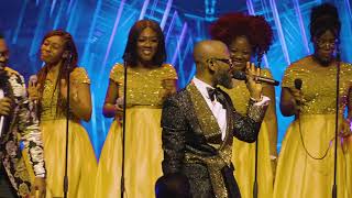 Alex Acheampong - Na Menim (Live) (Emmanuel Praise 2023) ft. Young Missionaries (Official Video)