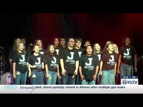 ‘Foreigner’ teams up with East Texas high school choir at Cowan Center