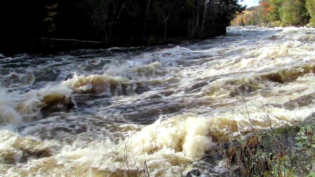 Water Rising Fast After Heavy Rains | Jason Asselin - YouTube
