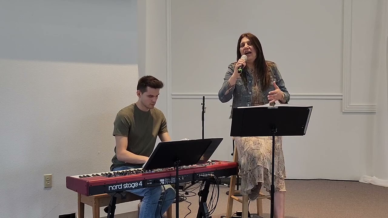 Mult mi-e dor de căminul de aur! - Nicoleta Grecea pian: Claudiu Tiberiu Mariutanu