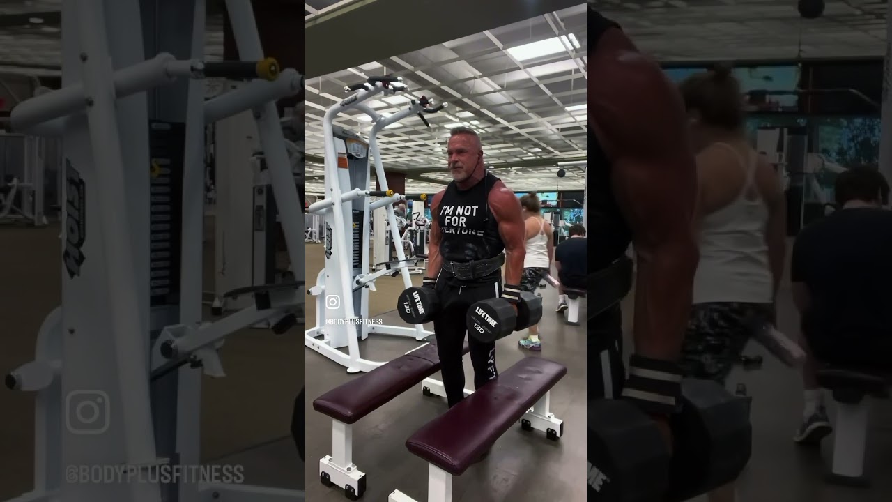 For the most effective shrugs, you need to maintain a very slow, deliberate pace. Select a weight