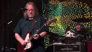 Gov&#39;t Mule - Lay Your Burden Down &amp; Smokestack Lightning - Island Exodus 14