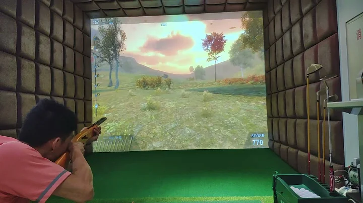PGM golf simulator can play shooting games in addition to golf