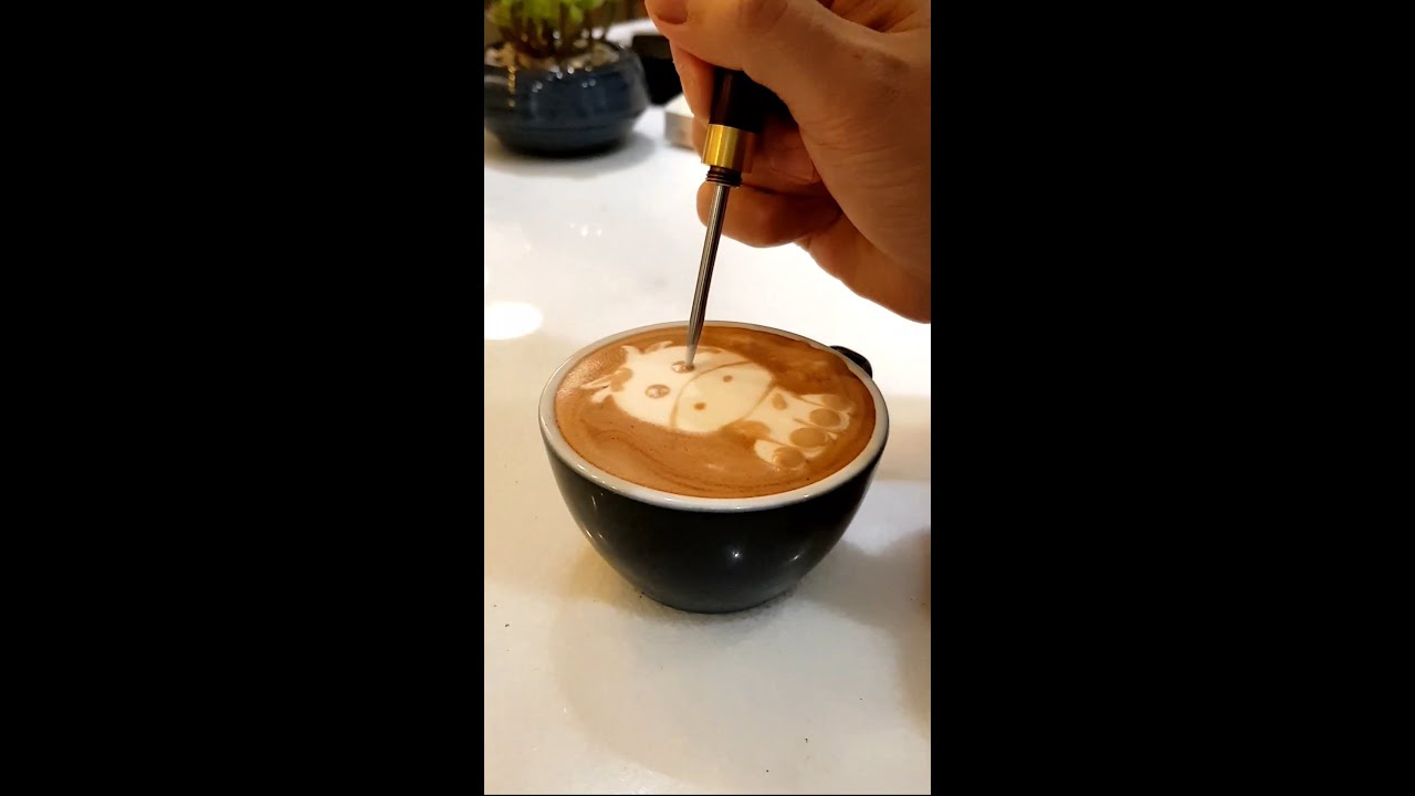 Latte Art Cow | Barista | Coffee Vlog #shorts #coffee #latte #latteart #barista