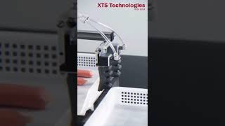 Robot distribution hot dog or sausage for bread and move tray using food grade soft gripper 机器人处理食物