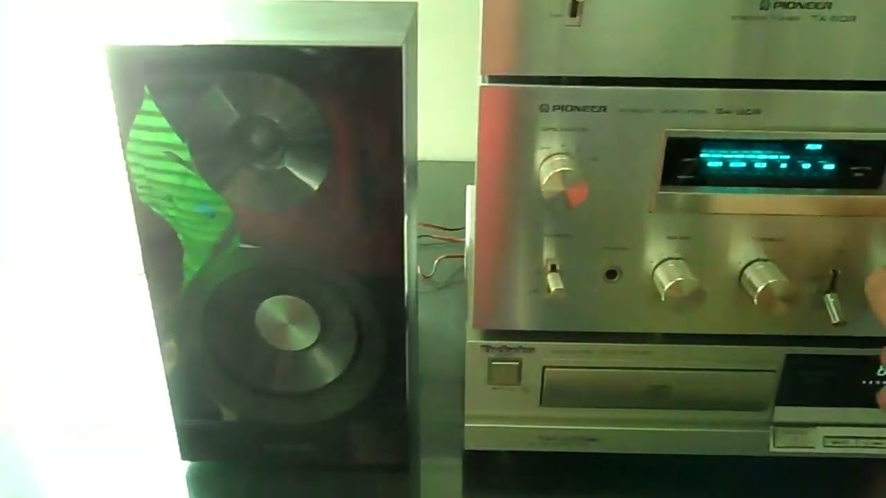 2 Pioneer SA 608 e Technics