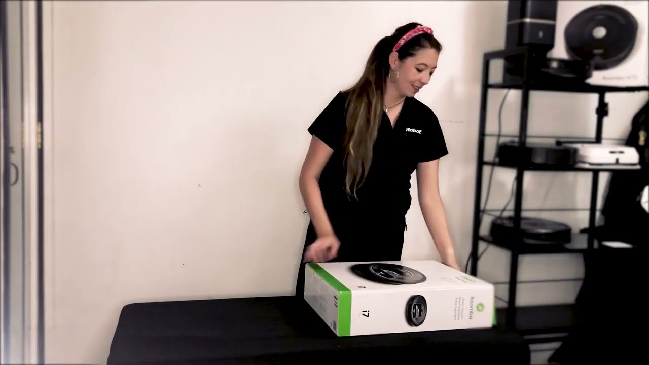 Roomba® i7 Unboxing | iRobot India.