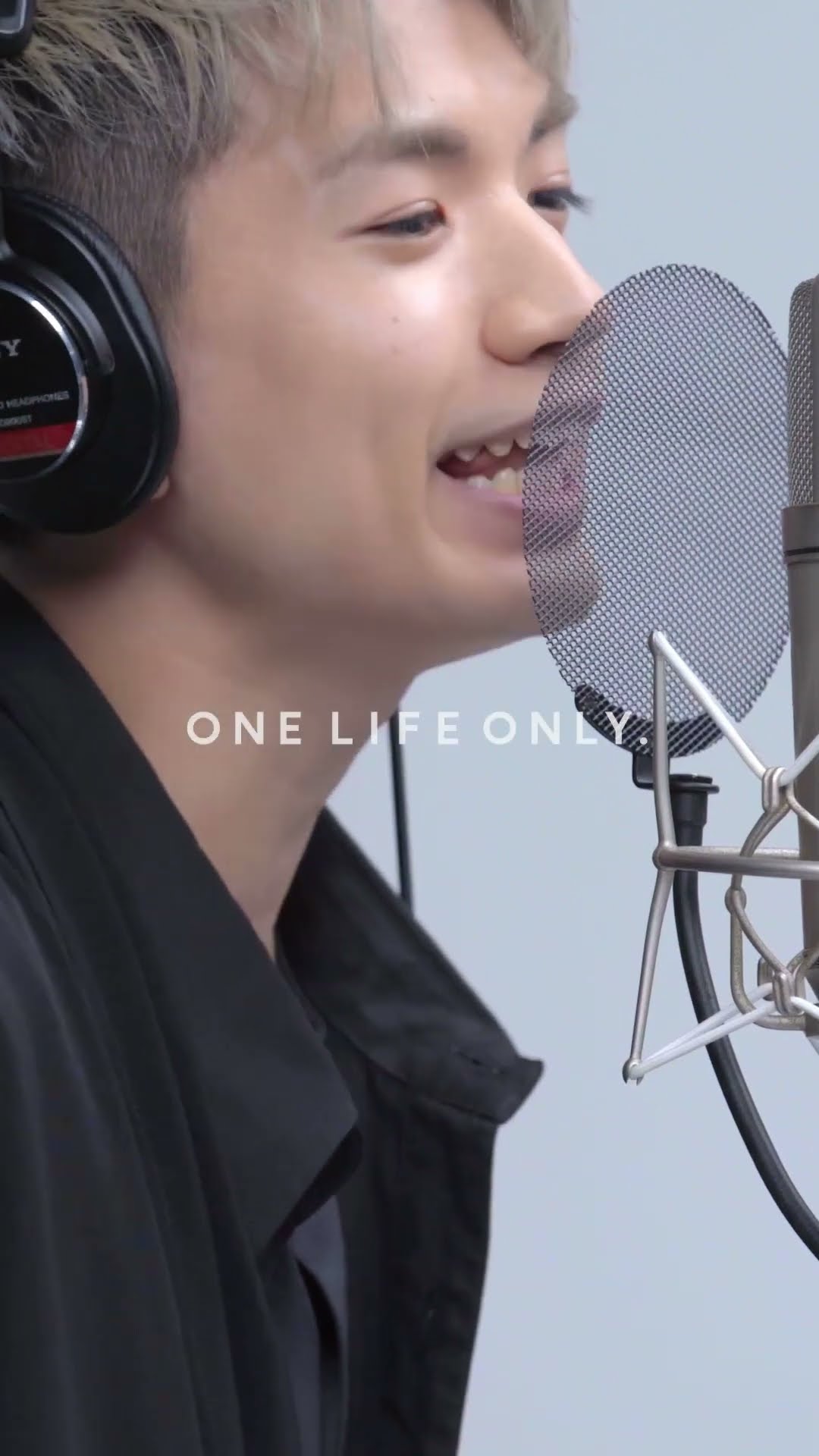 アイドル Johnny&#39;s - 1ST ImitationRain SixTONES' 'Imitation Rain' Tops Japan Hot 100 as Streams for