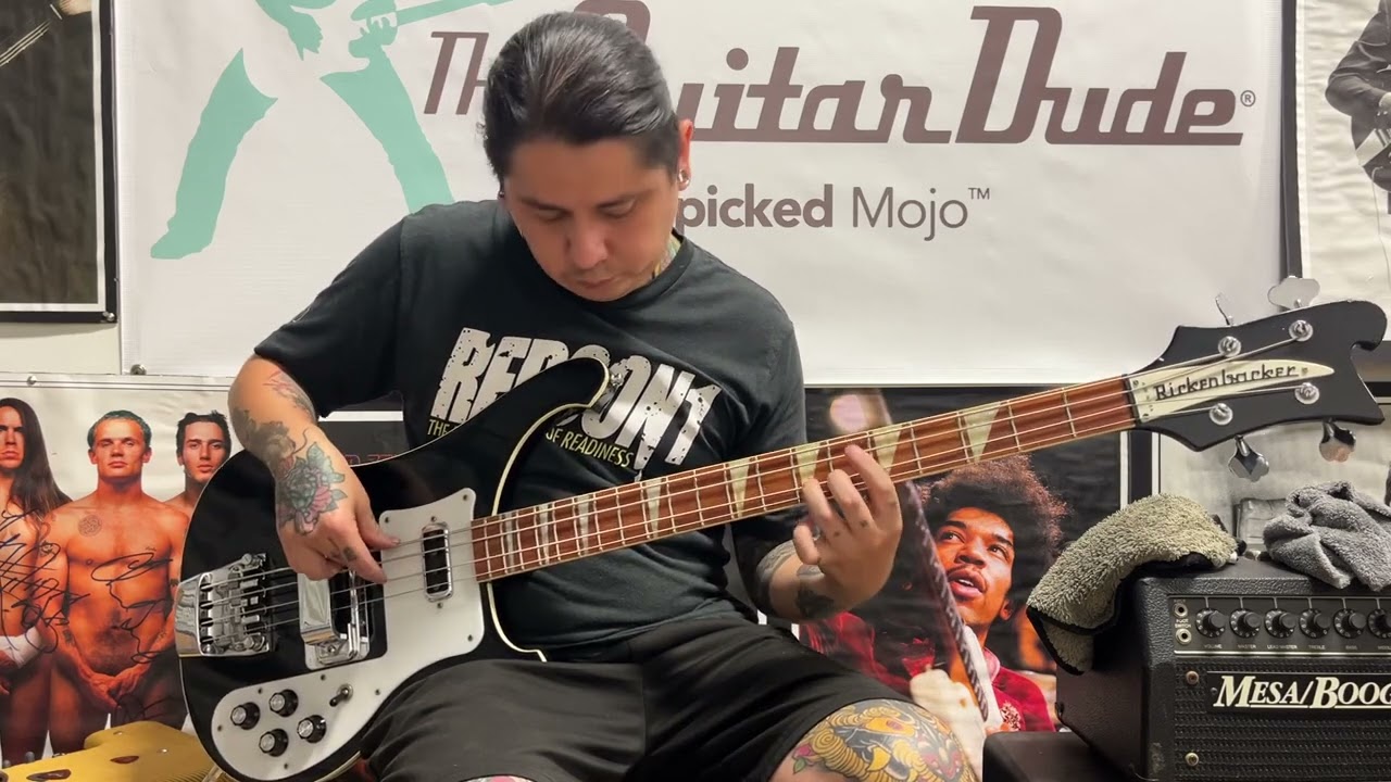 2008 Rickenbacker 4003 Stereo - YouTube