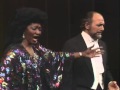 Capture de la vidéo Met Centennial 1983 - Grace Bumbry & Renato Bruson - Donna, Chi Sei?