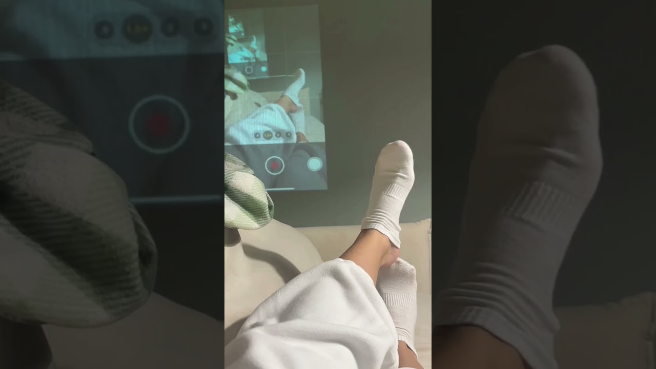 Socks Try On #tryonhaul #whitesocks #socksaddict #womanshoes #tryon