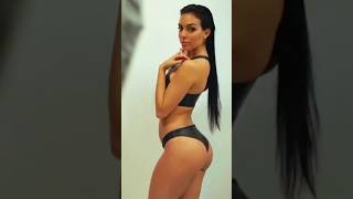 جورجينا زوجة كرستيانو رونالدو تصور اعلان        سمعها