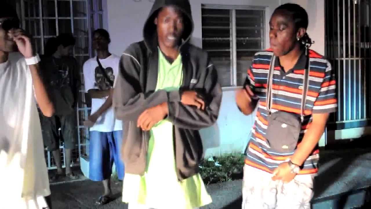 Clip officiel 2012 Sadless feat Stainless & Alpha Radjah Kriyé a lèd  Ghetto Favelas prod)
