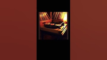 Thumbnail of 안개 - 정훈희 (1972) Mist - Jung Hoon Hee ‧ 1972 Kpop