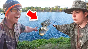 Clix & Lacy Find an Alligator While Camping