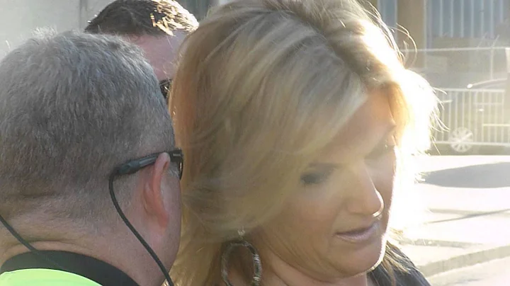 Garth Brooks preinduction into the Country Music Hall of Fame in Nashville (10/21/12) Pt 3