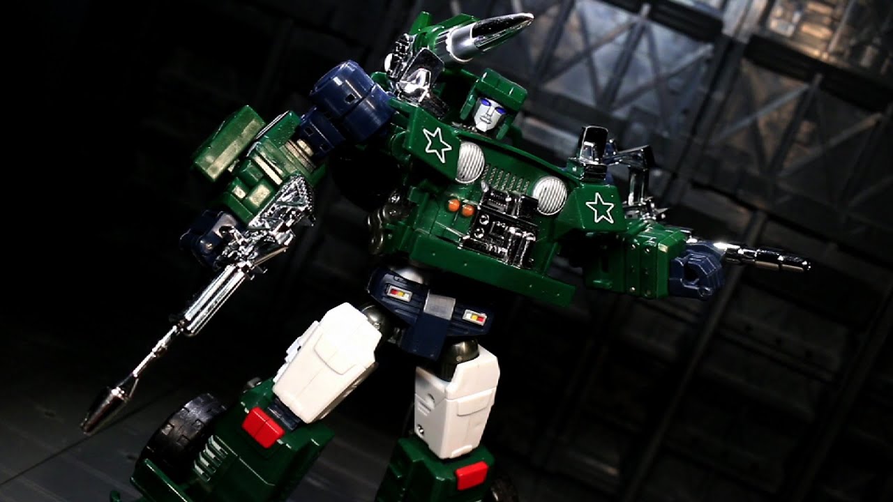 Maketoys MTRM-02 Gundog (Fully Plastic Test Shot) - Vangelus