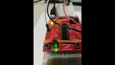 MSP 430 green led light while loop