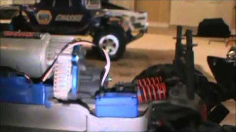 How to change servo on 1/16 summit