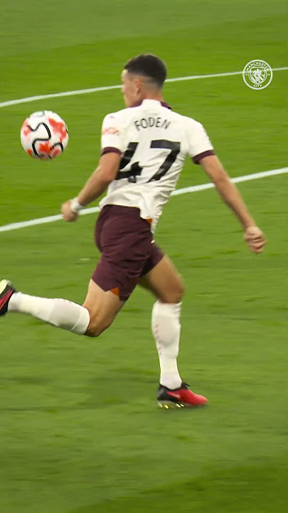 INCREDIBLE ball control from PHIL FODEN! 🥵🌟 #mancity #football #shorts #shortsvideo #goals #skills