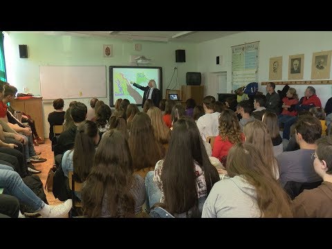 Videó: Hol volt a Louisbourg-i csata?