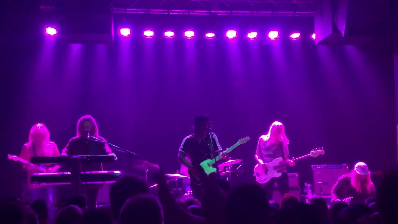 Frostbite Ocean Alley live YouTube