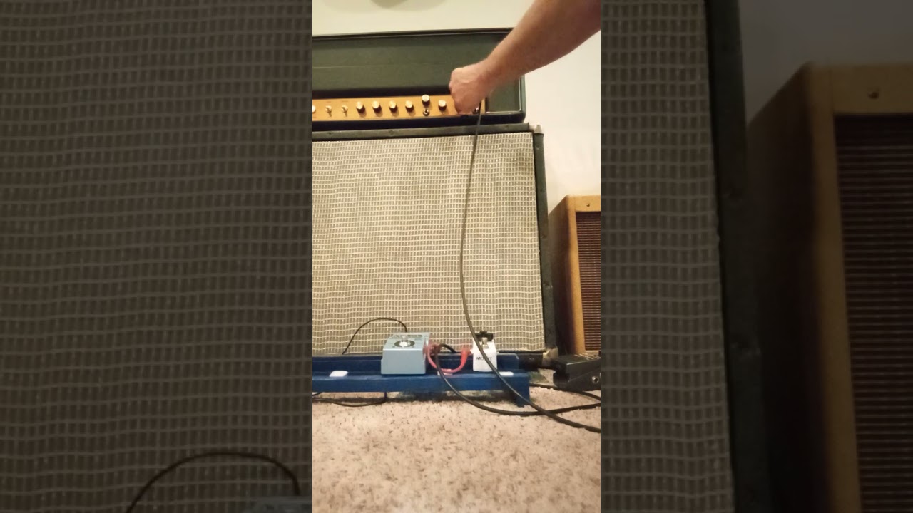Mojotone 18w tmb hand wired. Amp run through
