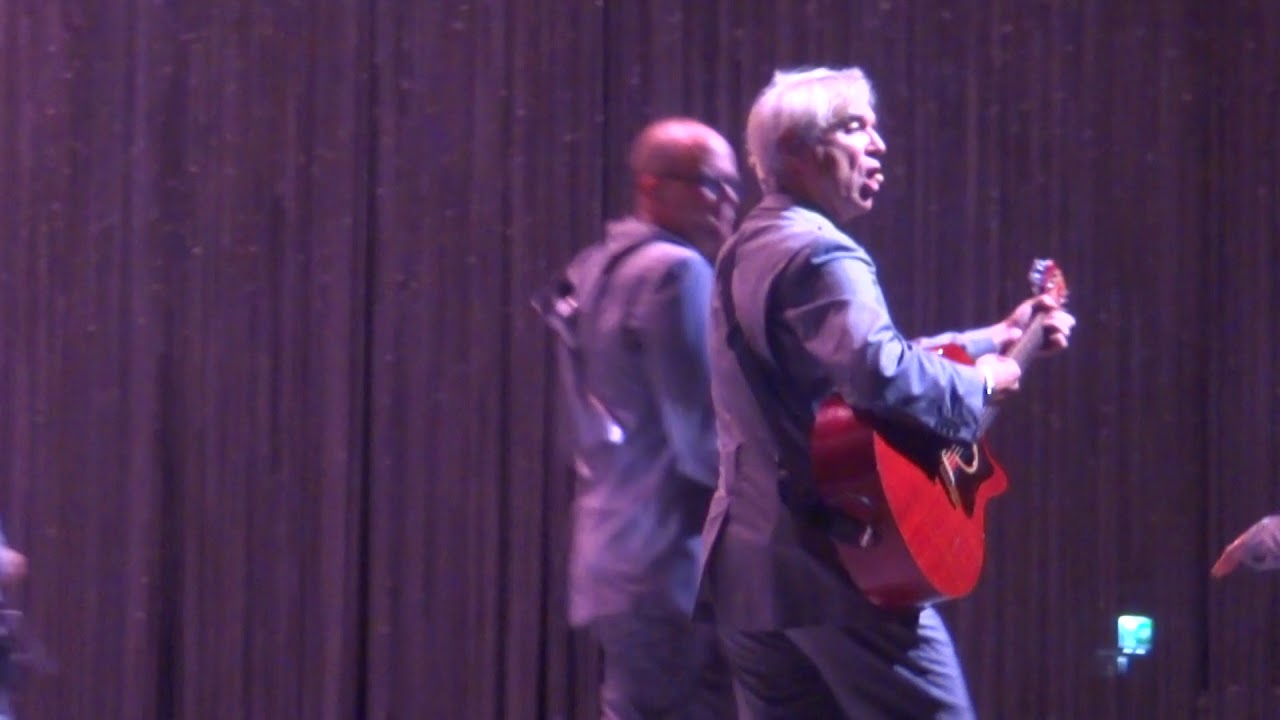David Byrne, "Road to nowhere", Afas live Amsterdam, 04112018 YouTube