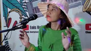 Sejengkal Tanah  Revina Alvira Cover Tria 