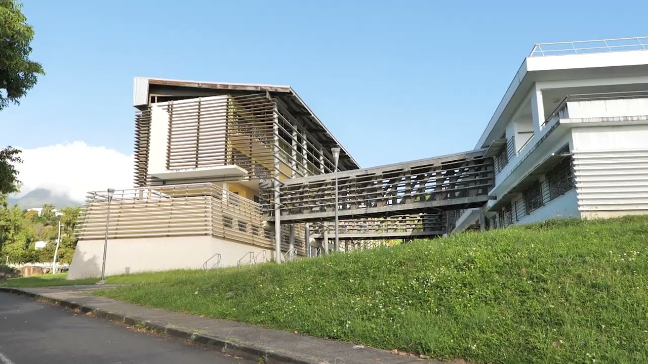 TBR 2022 - Prix Tertiaire & Industriel : Campus Sanitaire et Social à Saint-Claude, Guadeloupe