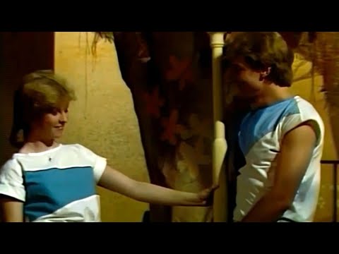 Petr Sepeši & Iveta Bartošová | Knoflíky lásky | 1984