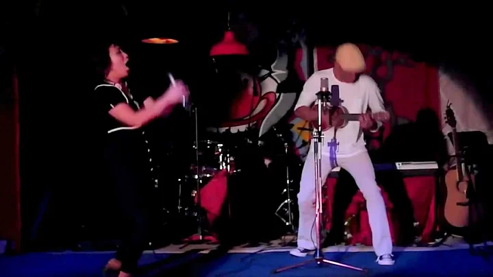 Bosko & Honey [Official Music Video] Tuck Me In