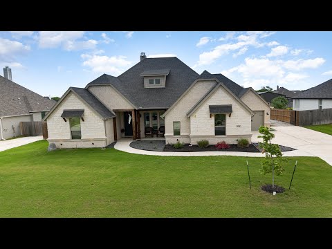 8820 Lazy Oak Drive, Justin, TX home video tour